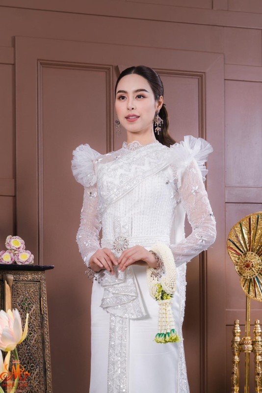 Wedding photo of ถ่ายแบบ and พีพี ปุญญ์ปรีดี คุ้มพร้อม รอดสวาสดิ์